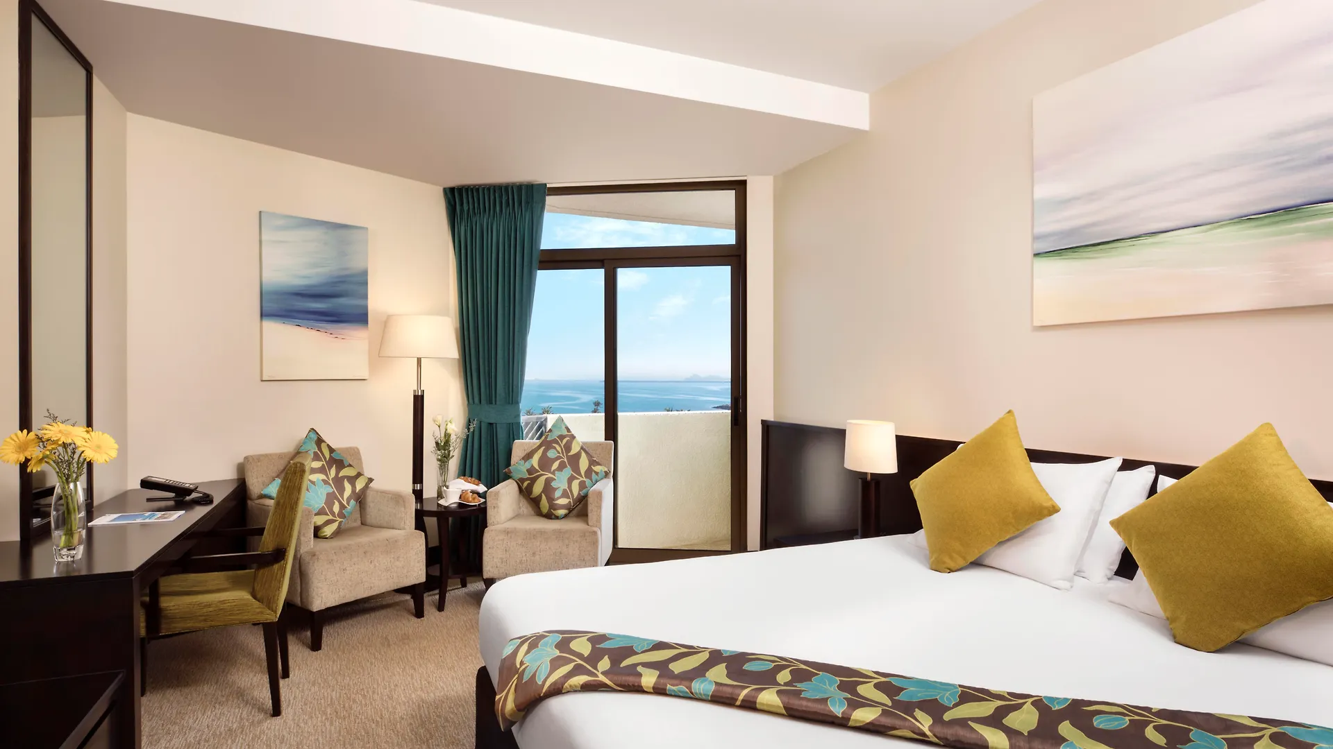 ***** Resort Ja Beach Hotel, Dubai United Arab Emirates