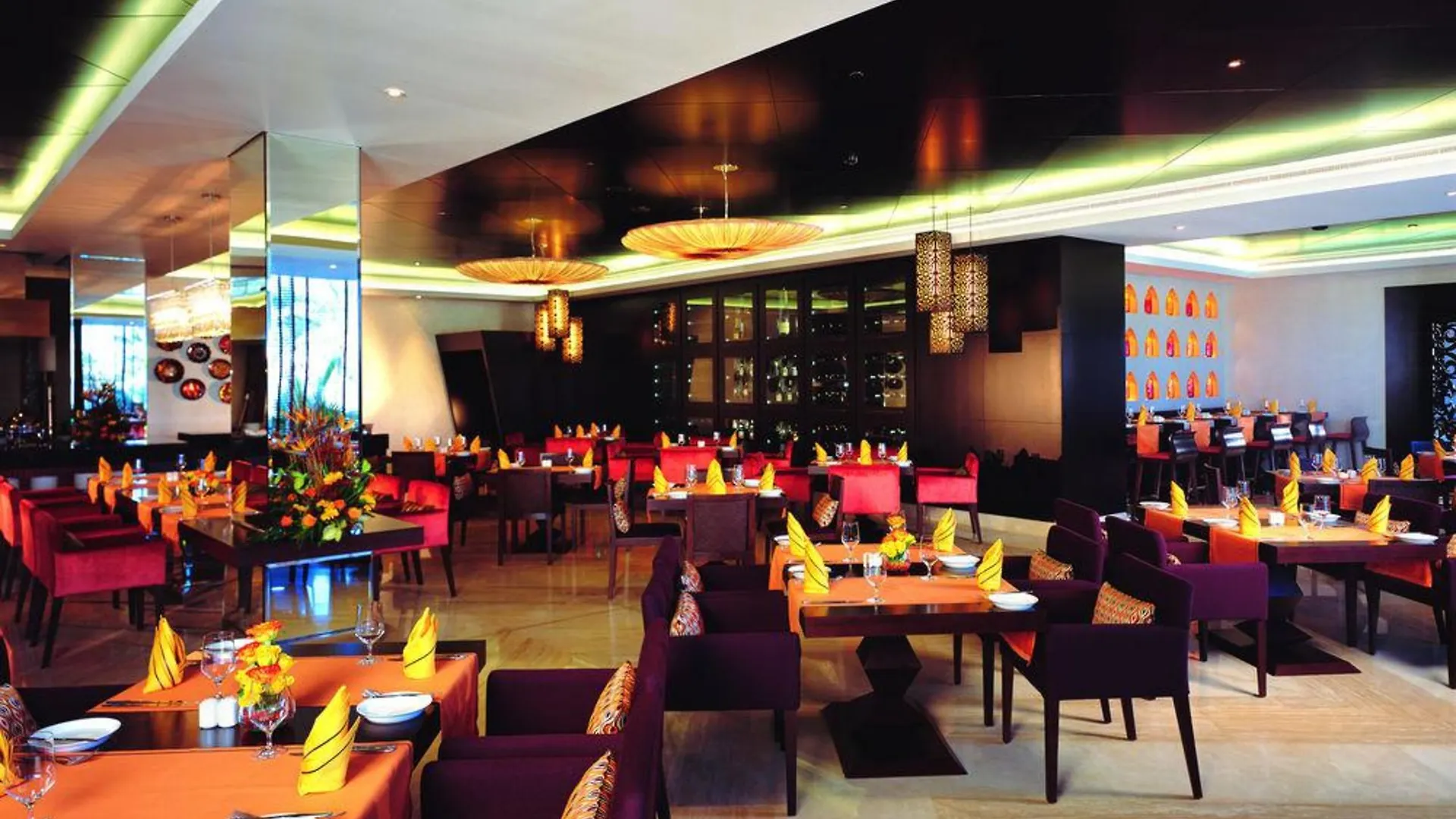 Ja Beach Hotel, Dubai 5*,