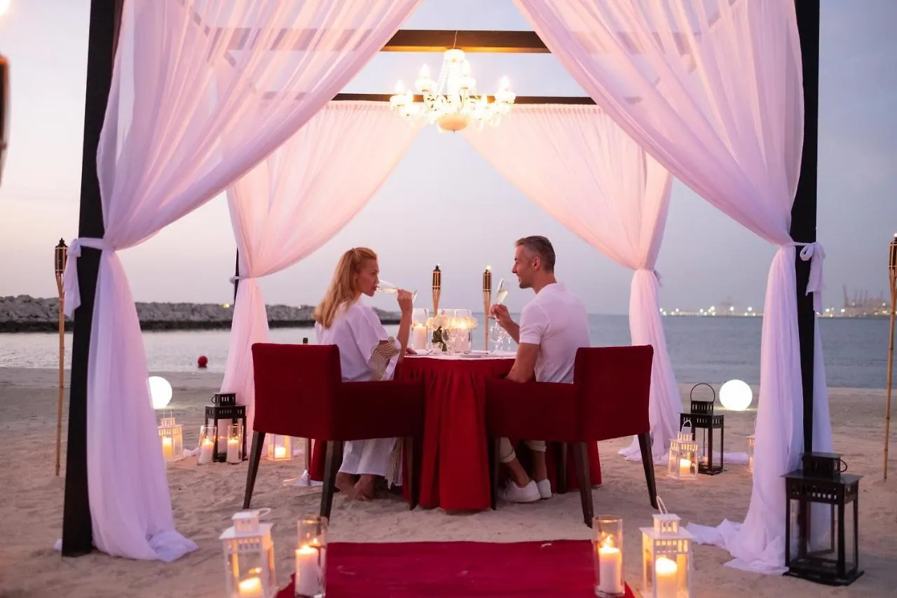 Ja Beach Hotel, Dubai 5*,