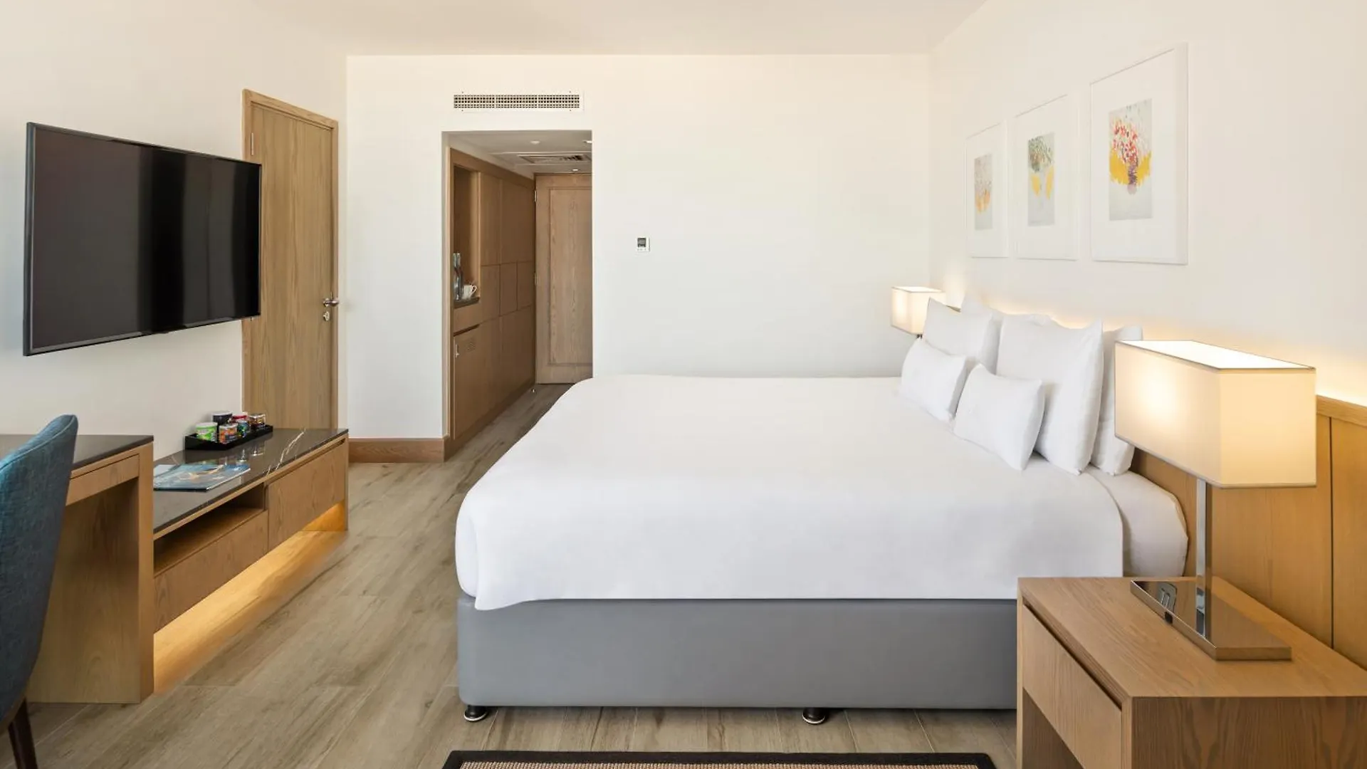 Ja Beach Hotel, Dubai