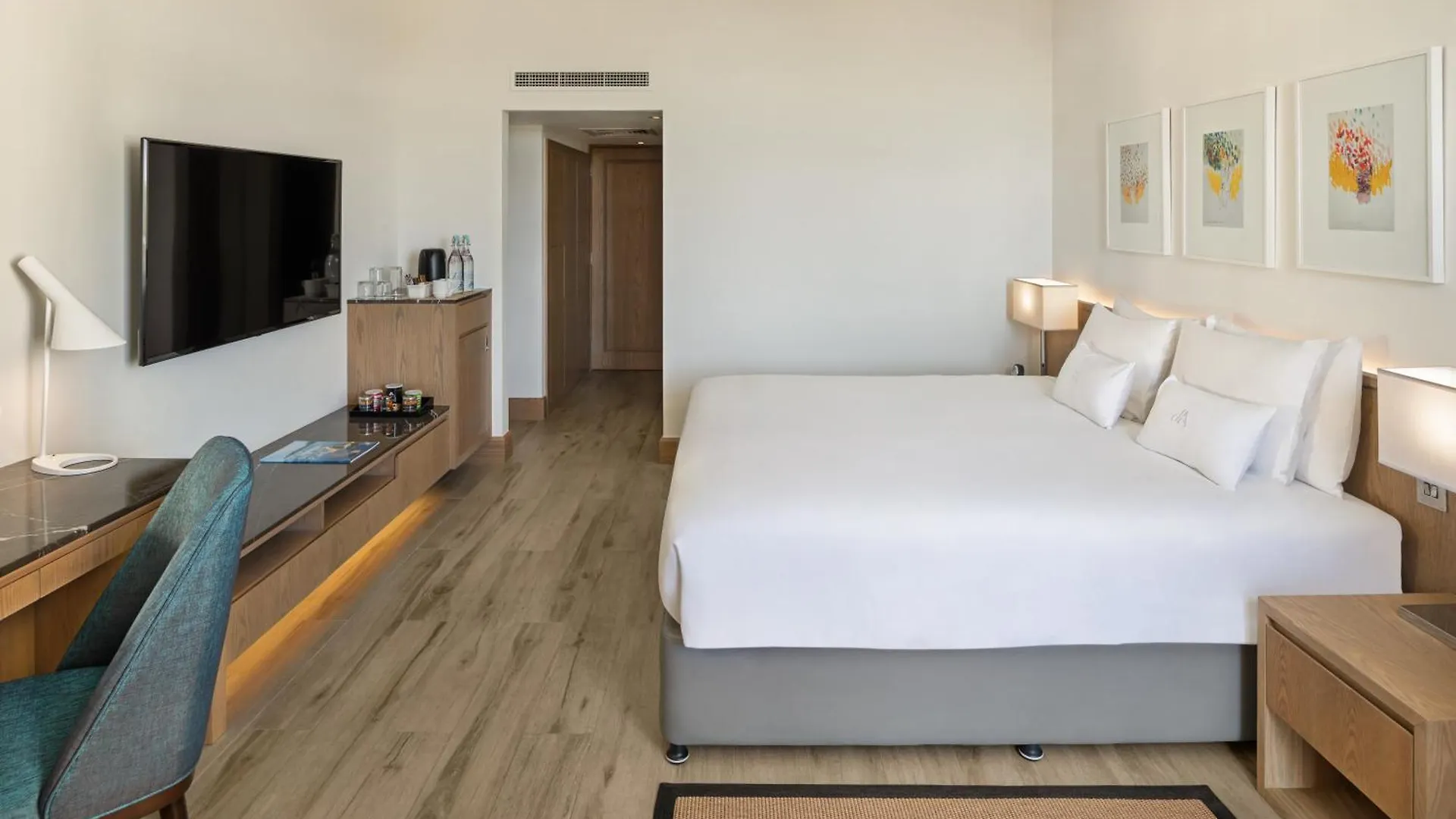 Ja Beach Hotel, Dubai